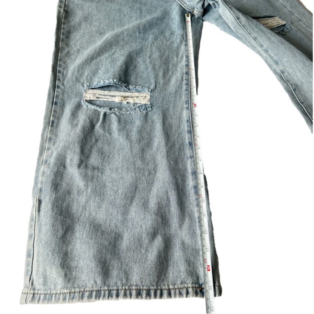 ✨Sold✨Cider Cropped Wide Leg Jeans Light Wash Distressed Denim Size 1XL - Picture 5 of 12